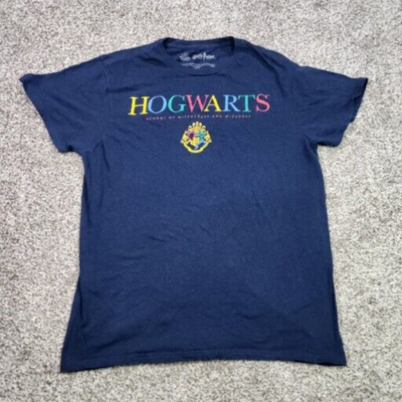 Warner Bros. Other - Harry Potter Hogwarts Adult Dark Navy T-Shirt Size Medium